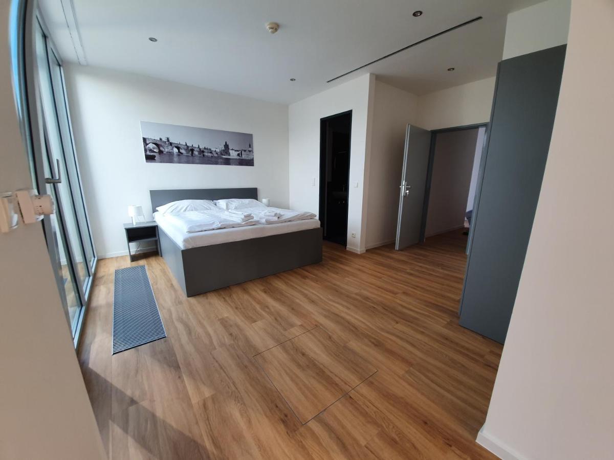Vn17 Apartments Прага Экстерьер фото