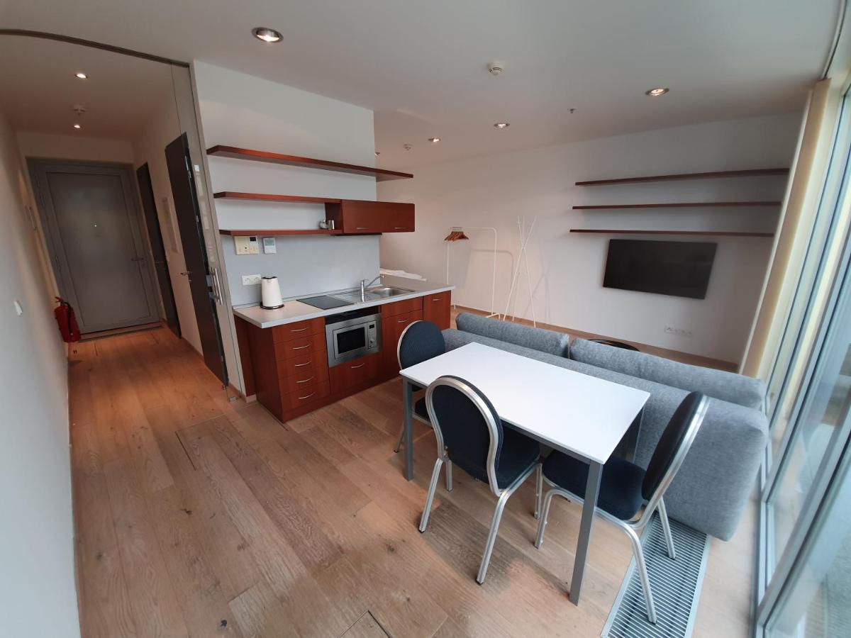 Vn17 Apartments Прага Экстерьер фото